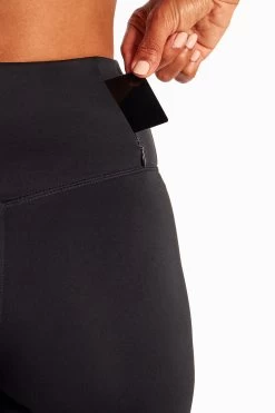 Marika Kinsley Slit Pant -Sporty Vibe Shop MK001757 001.1659