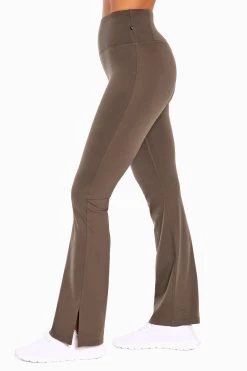 Marika Kinsley Slit Pant -Sporty Vibe Shop MK001757 8G2.1666