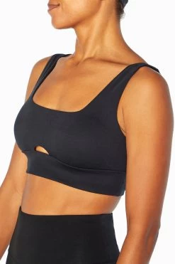 Marika Gabby Sports Bra 30 Marika Gabby Sports Bra -Sporty Vibe Shop MLB1072A 001.61742