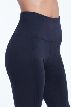 Marika Brooke High Rise Tummy Control Capri -Sporty Vibe Shop MLC0034A 00173086