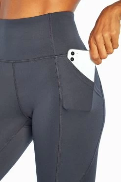 Marika Carson Side Pocket Mid Calf Capri 36 Marika Carson Side Pocket Mid Calf Capri -Sporty Vibe Shop MLC1124A I43.7647