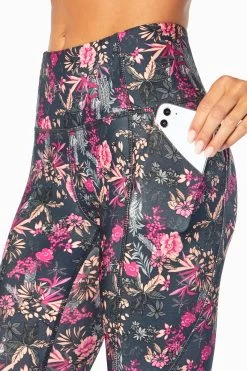 Marika Carson Side Pocket Mid Calf Capri 30 Marika Carson Side Pocket Mid Calf Capri -Sporty Vibe Shop MLC1124A Q4A.80258