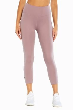 Marika June Mid Calf Capri -Sporty Vibe Shop MLC1207A 9HL.3439