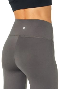 Marika June Mid Calf Capri -Sporty Vibe Shop MLC1207A U05.17518