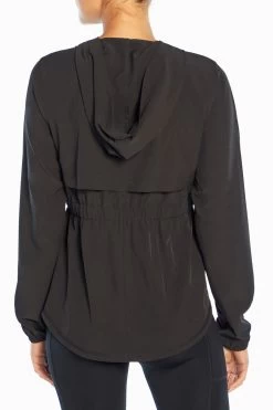 Marika Daisy Jacket -Sporty Vibe Shop MLJ0651A 001.20429