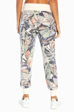Marika Resort Jogger 20 Marika Resort Jogger -Sporty Vibe Shop MLP0971A 9RC.52094