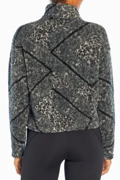 Marika Tyra Cropped Sherpa Pullover 31 Marika Tyra Cropped Sherpa Pullover -Sporty Vibe Shop MLQ0113A ZC0.33224