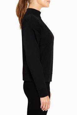 Marika Liz 1/4 Zip Fleece Pullover 11 Marika Liz 1/4 Zip Fleece Pullover -Sporty Vibe Shop MLQ0150A 001 02