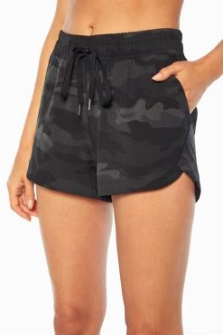 Marika Geri Side Pocket Woven Short -Sporty Vibe Shop MLS0433A NW0.0118