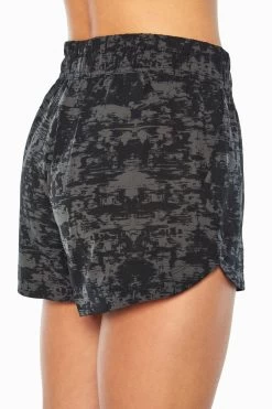 Marika Geri Side Pocket Woven Short -Sporty Vibe Shop MLS0433A UO0.0099