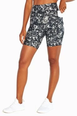 Marika Luna Side Pocket Short