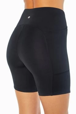 Marika Emily Side Pocket Short -Sporty Vibe Shop MLS0892A001.3330