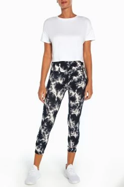 Marika Crop Chill Tee 8 Marika Crop Chill Tee -Sporty Vibe Shop MLT4022A 010MLC1477AE0T.79724