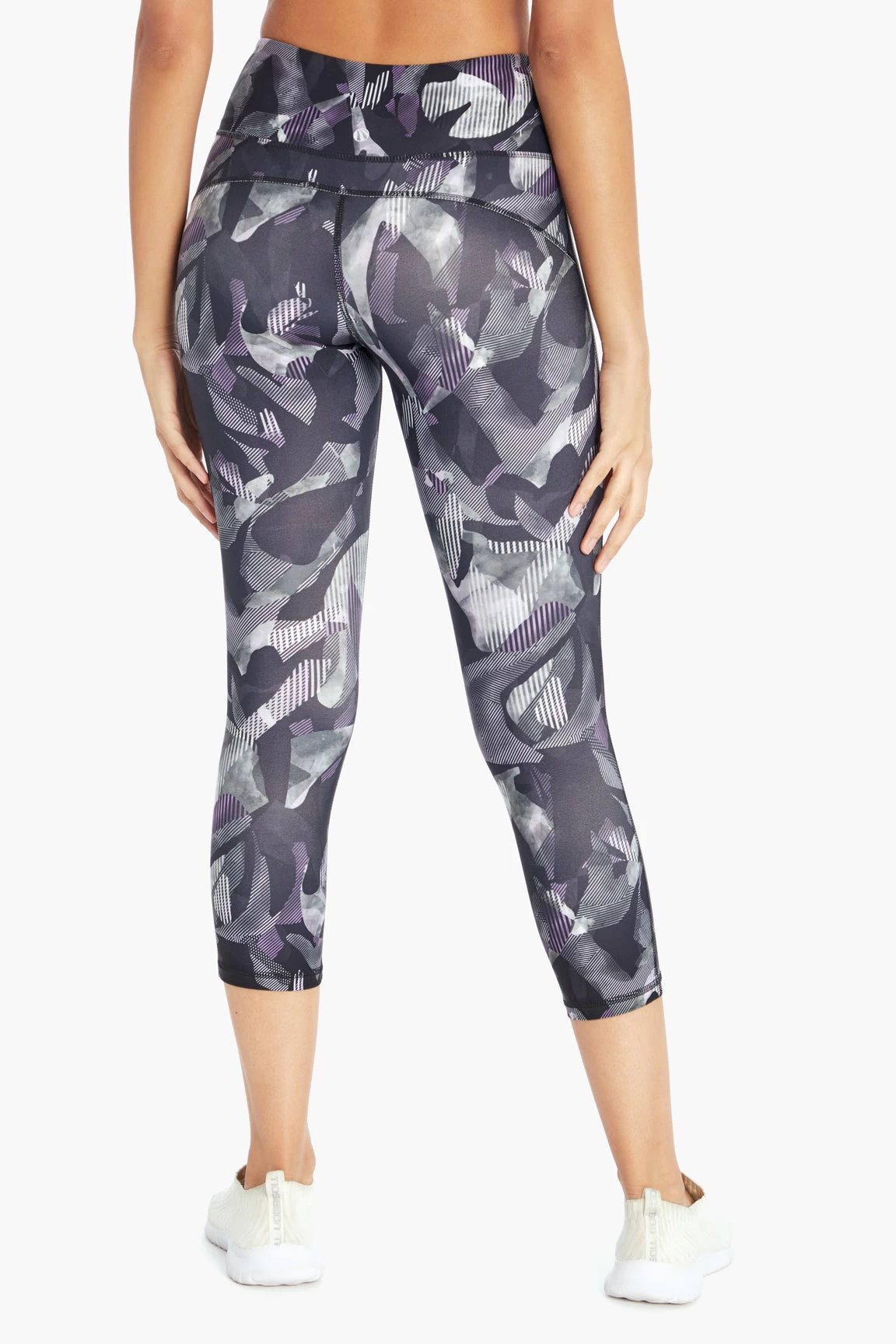 Marika Sport Line Geo Printed Capri Legging - Viola 2 Marika Sport Line Geo Printed Capri Legging - Viola - Image 2